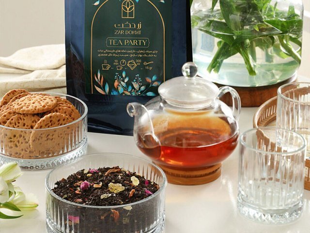 خرید چای ایرانی با رنگ و عطر فوق العاده