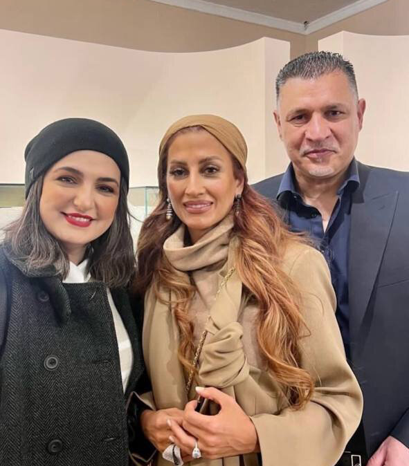 عکس | تصویر جدید علی دایی و همسرش در کناز مریم شیرازی