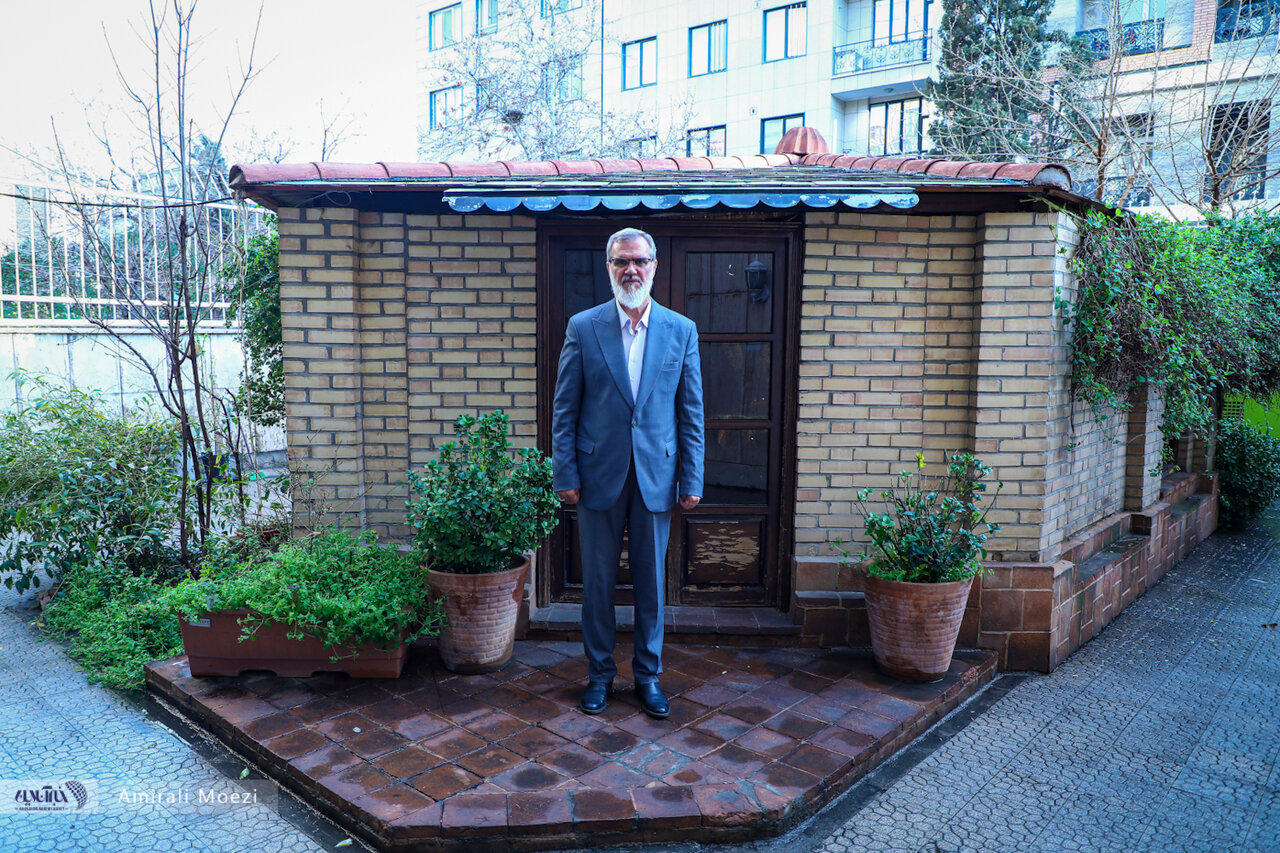 رویانیان: چرا ناگهان بعد از احمدی نژاد من پرونده دار شدم؟ / بخاطر بازداشتم غصه خوردم و فرزندانم مریض شدند اما.../ قالیباف اهل عقب نشینی نیست 7