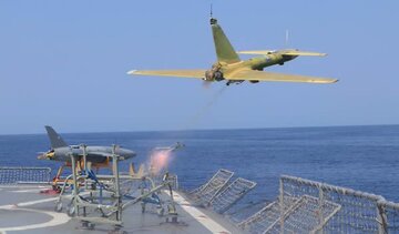 شناسایی ناو آمریکایی توسط این پهپاد ایرانی در اقیانوس هند / با پهپاد ابابیل آشنا شوید