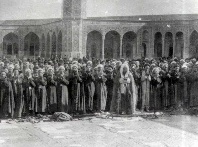 اقدام بزرگی که امام خمینی(ره) انجام داد/ موسس حوزه علمیه قم که بود و چگونه آن را احیا کرد؟