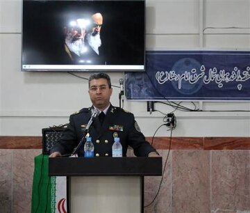تأکید یک مقام ارشد نظامی بر نقش مهم ارتش ایران / در دفاع مقدس کلیدواژه سرباز معنای متفاوتی پیدا کرد