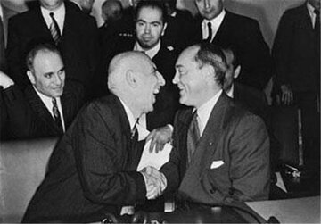 روزولت، استالین و چرچیل بدون اجازه محمدرضا شاه در ایران گرد هم آمدند روزولت، استالین و چرچیل بدون اجازه محمدرضا شاه در ایران گرد هم آمدند