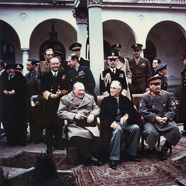روزولت، استالین و چرچیل بدون اجازه محمدرضا شاه در ایران گرد هم آمدند