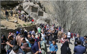 بیش از پانصدهزارنفر از اماکن تاریخی و گردشگری همدان بازدید کردند