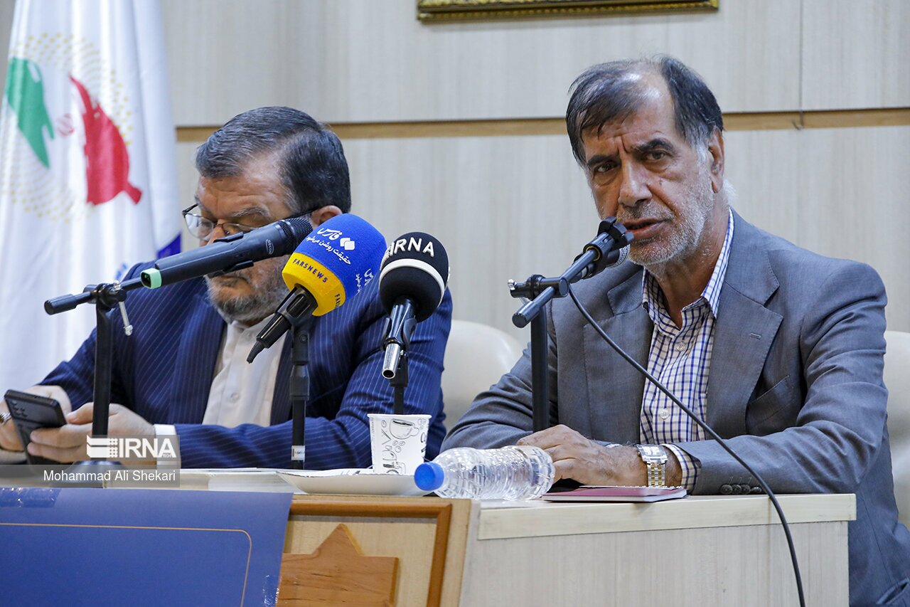 جنگ انتخاباتی در اردوگاه اصولگرایان به روایت رسانه دولت / جریان های نوظهور اصولگرا را چه کسانی لیدری کردند؟ 3