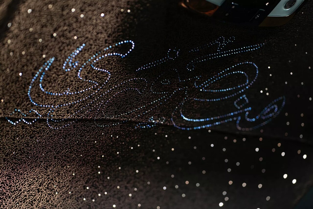 حروف عربی روی بدنه جدیدترین خودروی تیونر ایرانی /عکس 7 حروف عربی روی بدنه جدیدترین خودروی تیونر ایرانی /عکس