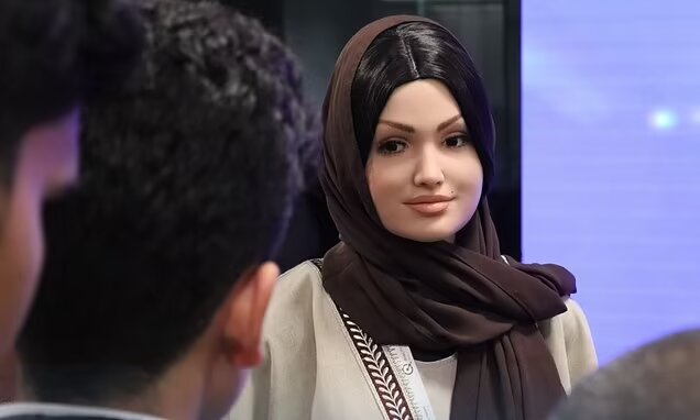 خط قرمزهای ربات انسان‌نمای زن عربستان