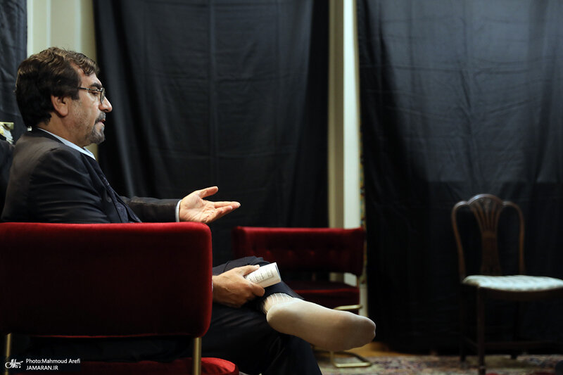 تصاویری از برگزاری مراسم شب قدر در منزل صادق خرازی/ کرباسچی هم بود