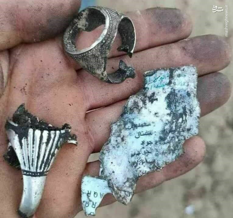 عکسی تلخ از انگشتر برجای مانده از سردار زاهدی بعد از شهادت /هدیه ای که سردار شب قبل از شهادت گرفته بود