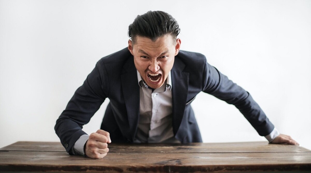 ۲۳ درصد از افراد در جهان هر روز عصبانیت را تجربه میکنند/ چطور خشممان را کنترل کنیم؟