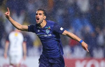 عکس| شهاب زاهدی از پله بهتر است! عکس| شهاب زاهدی از پله بهتر است!