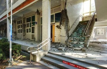 افزایش تلفات و مصدومان زلزله 7.4 در این کشور