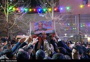 عکسی از قالیباف در مراسم وداع با شهیدان سردار زاهدی و صالحی روزبهانی