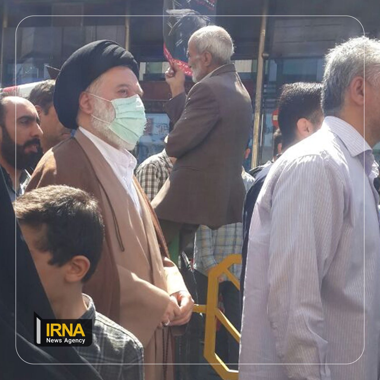 عکسی از فرزند ارشد رهبر انقلاب در راهپیمایی روز قدس /هادی خامنه ای هم آمد