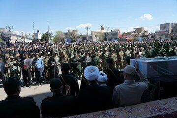 شهید صالحی روزبهانی در بروجرد آرام گرفت