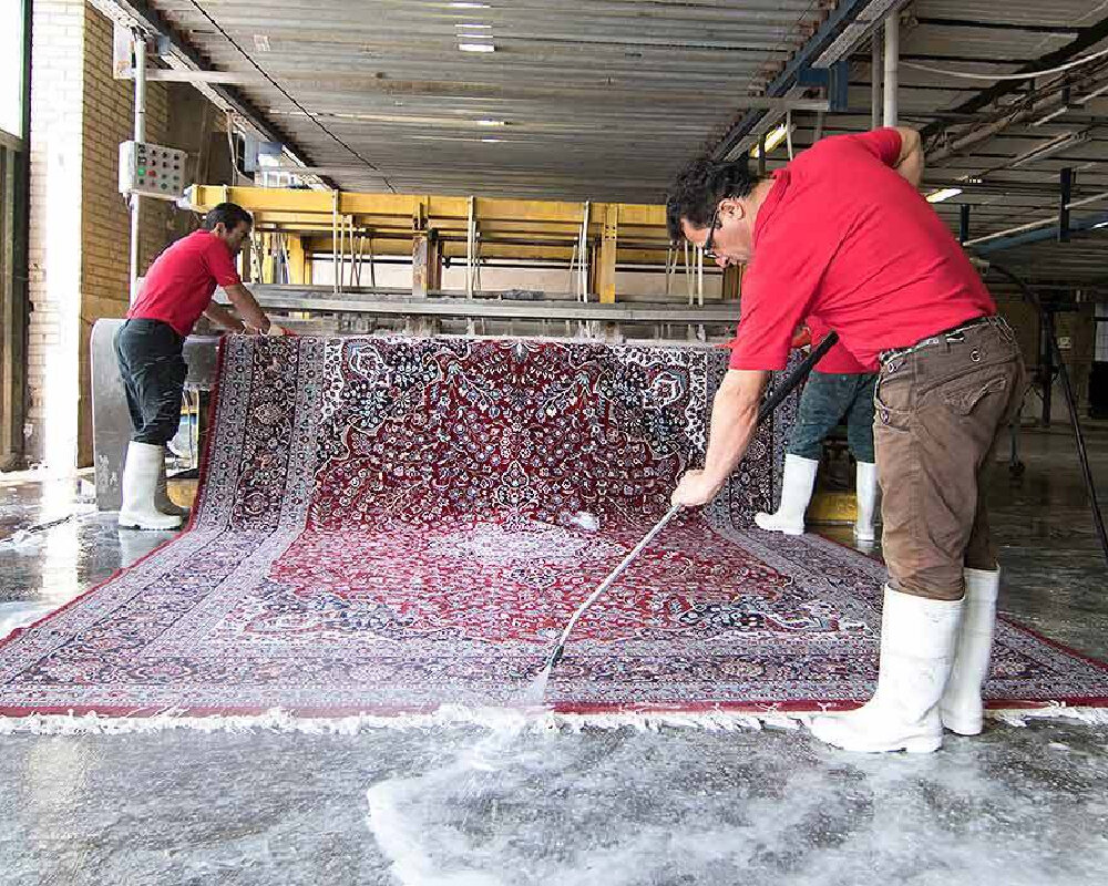 اطلاعات کامل و دقیق درباره تفاوت شستشوی فرش در قالیشویی و شستشوی سنتی
