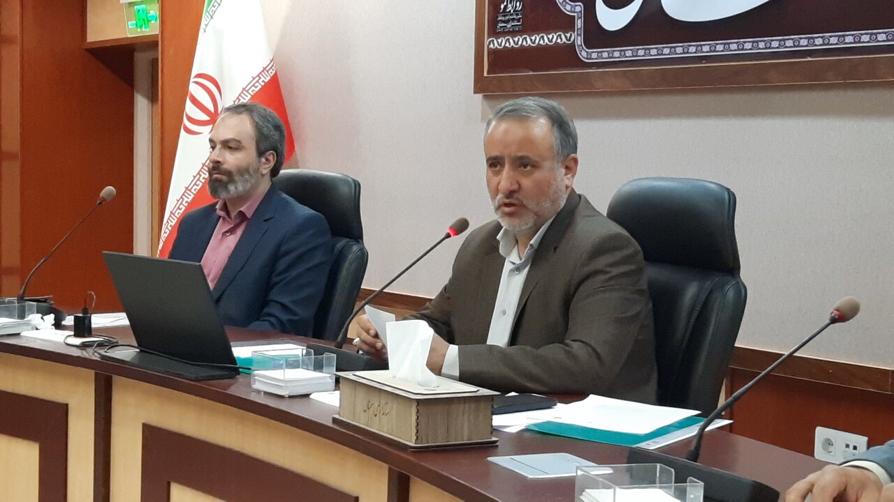 تجلیل از نخبگان مهارتی بیست و یکمین دوره مسابقات ملی مهارت توسط استاندار سمنان 7 تجلیل از نخبگان مهارتی بیست و یکمین دوره مسابقات ملی مهارت توسط استاندار سمنان