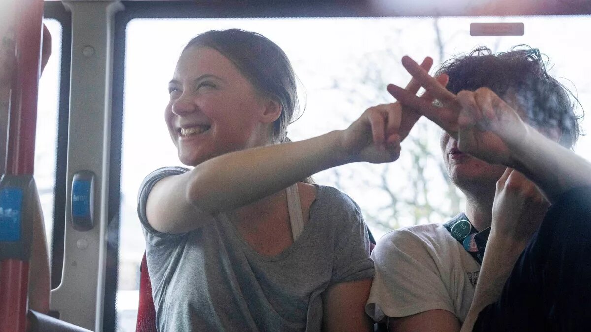 فعال سرشناس در اعتراض به تغییرات اقلیمی بازداشت شد