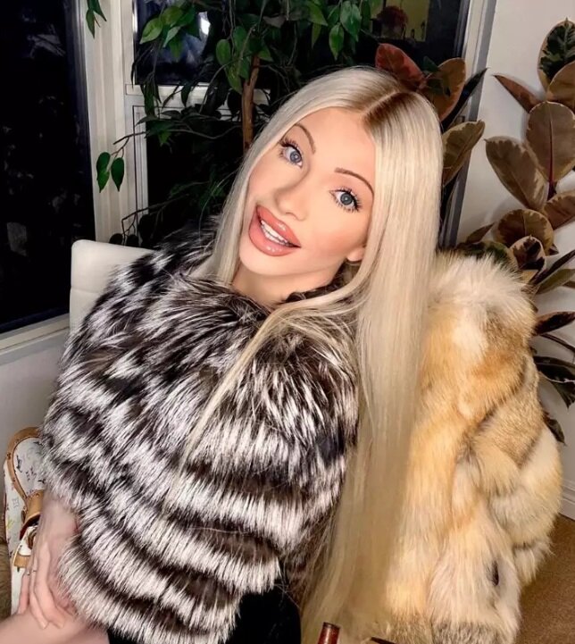 این زن بعد از هزینه ۵۰ هزار دلاری برای جراحی زیبایی، حالا پشیمان شده!