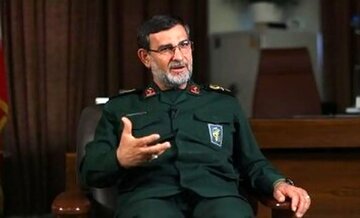 فرمانده نیروی دریایی سپاه: برای هر شرایطی آمادهایم؛ یکی از این موارد بازی نتانیاهو با آتش است / به موشکهایی با هوش مصنوعی و پهپاد مجهز شدهایم