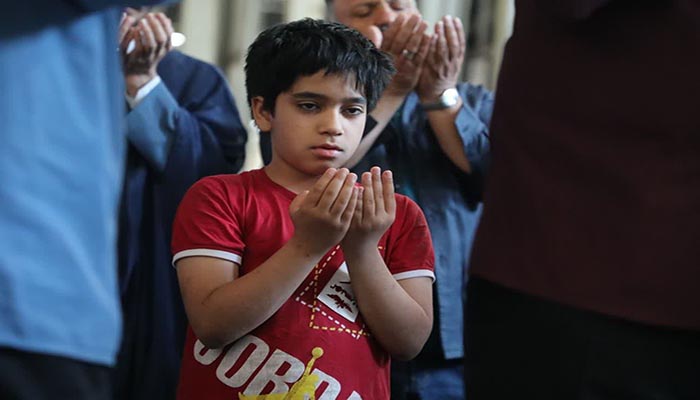 «کاهش ارزش پول ملی» و «تبعیض طبقاتی» واقعیتهای تلخ اقتصاد ایران هستند/ ایجاد رفاه نسبی، انتظار به حق مردم است