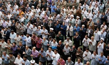 نسخه پیچی جدید علم الهدی برای حجاب /گلایه از تلاطم بازار و گرانی ها از تریبون نماز عید فطر /اسرائیل باید محاکمه و مجازات شود
