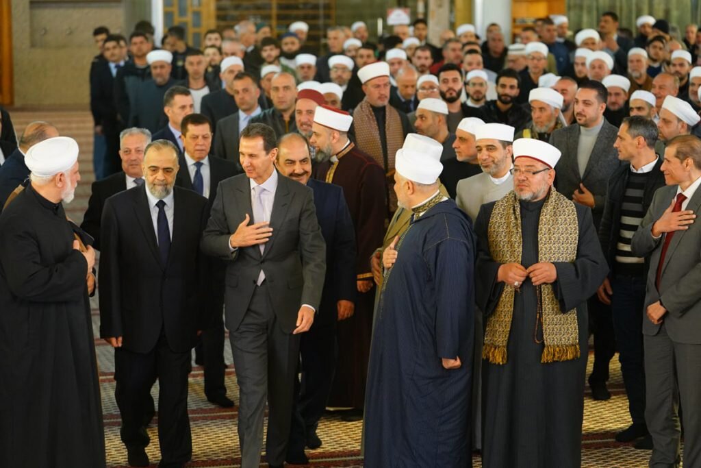 حضور بشار اسد در نماز عید فطر / عکس