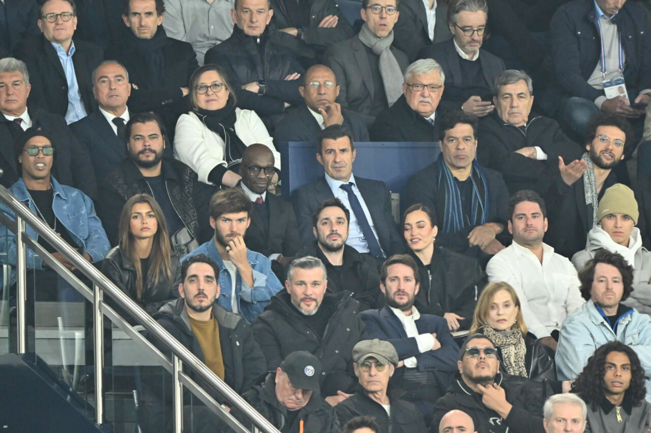 عکس| ملاقات غیرمنتظره رونالدینیو با منفورترین ستاره تاریخ بارسا