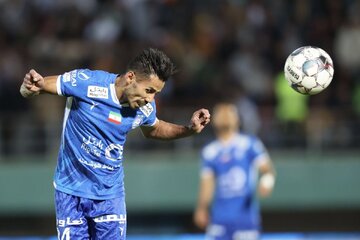 یک استقلالی قراردادش را فسخ کرد یک استقلالی قراردادش را فسخ کرد