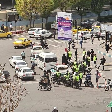 روزنامه دولت: هفته پیش، رئیسی در باره برخوردهای نامناسب با پدیده بی حجابی تذکر داده بود