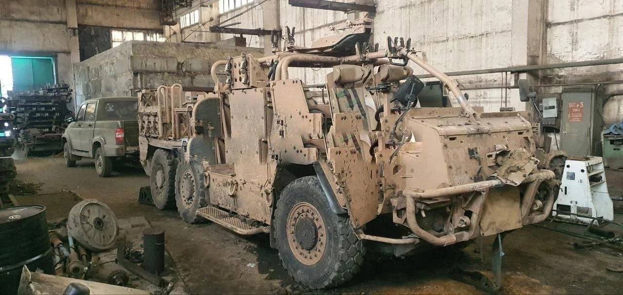 روسیه خودروی زرهی انگلیس را به غنیمت گرفت