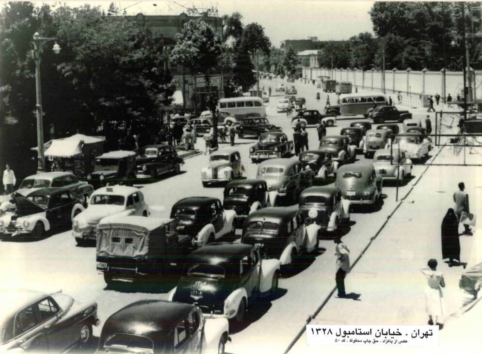 تهران قدیم | 2 تصویر جالب از تردد خودروها در خیابان استانبول؛ 75 سال قبل / عکس 3