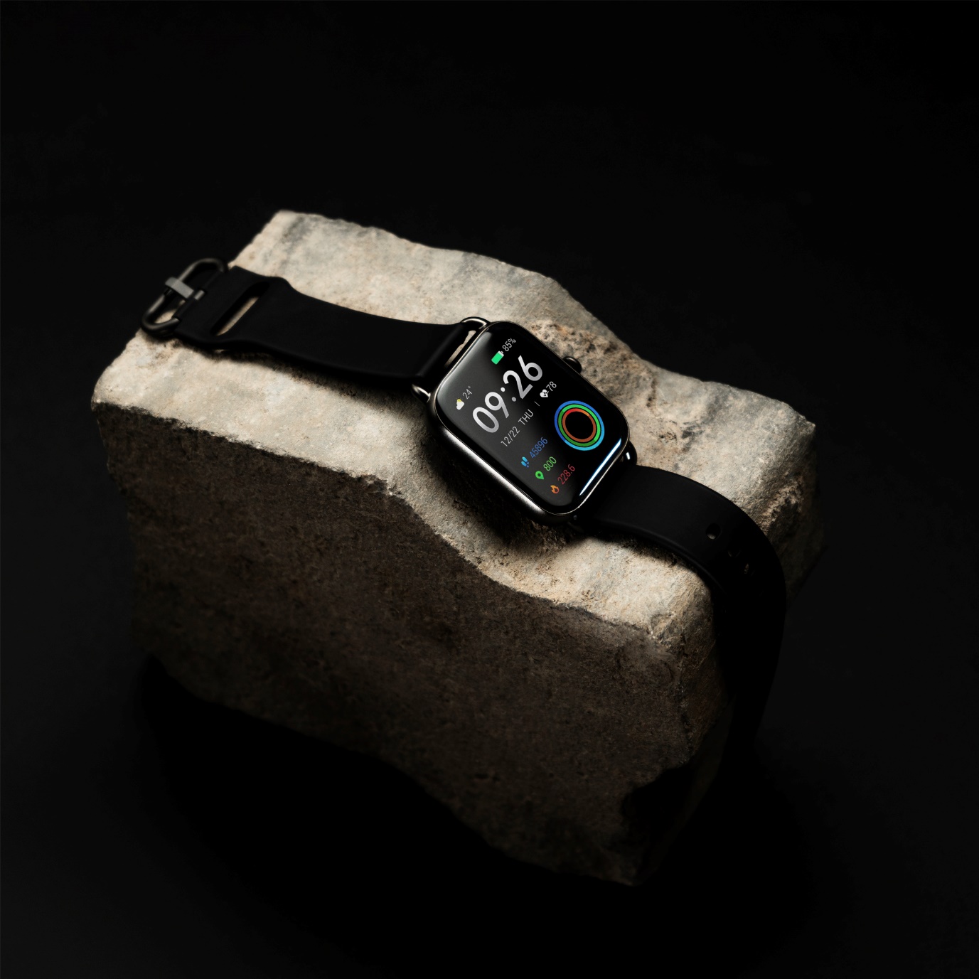 مقایسه ساعت هوشمند RS4 و Solar Lite