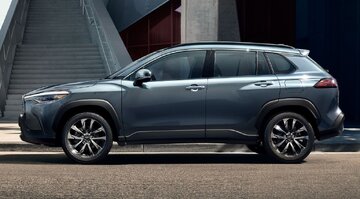 تویوتای تازهنفس گران به بازار خودروی ایران میآید/ عکس تویوتای تازهنفس گران به بازار خودروی ایران میآید/ عکس