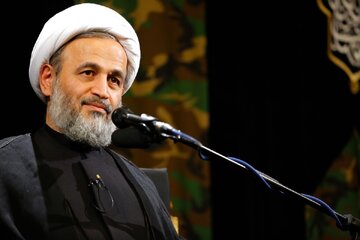 پناهیان: نیروهای نظامی ما کار رسول خدا را میکنند / از یمن تا لبنان پیمانی قوی تر از ناتو شکل گرفته است