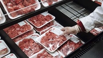 آخرین وضعیت گوشت مرغ و گوشت قرمز در بازار / گوشت منجمد گوساله کیلویی 315 هزار تومان؛ مرغ کیلویی چند؟