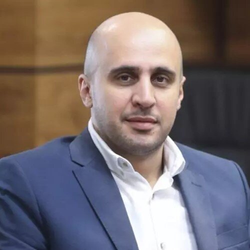 فروش دیجیکالا به همراه اول در ایستگاه پایانی / آیا باید نگران بود؟ 4 فروش دیجیکالا به همراه اول در ایستگاه پایانی / آیا باید نگران بود؟