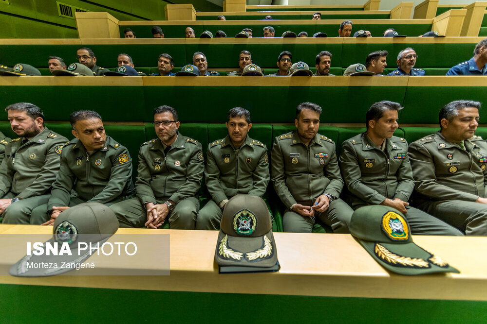 یک تصویر متفاوت از صحن مجلس /مهمانان ویژه پارلمان چه کسانی بودند؟