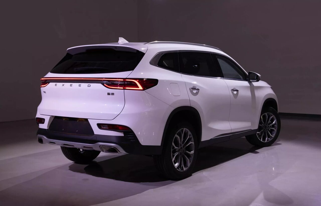 مدرنترین مدل خودروهای جگوار با تکنولوژی چینی / عکس