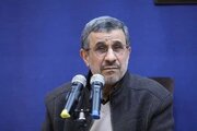تصاویری جدید از محمود احمدی نژاد در خارج از کشور درحال خوش و بش کردن