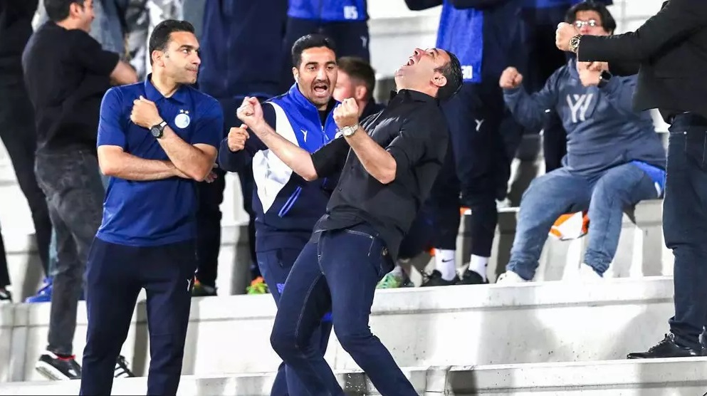 عکس| پرواز نکونام روی سکوها