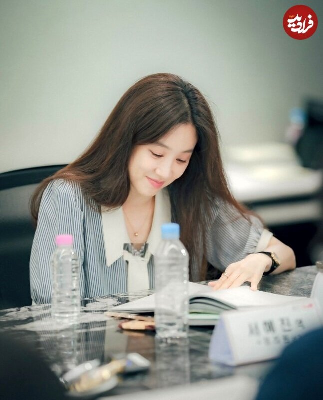 بازیگر جومونگ در جلسه فیلمنامهخوانی سریال جدیدش/ عکس