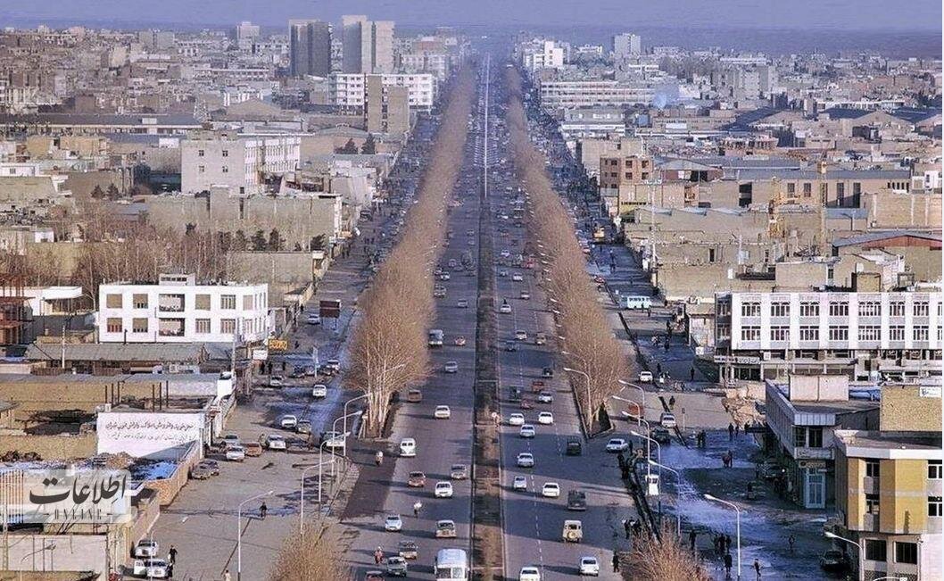 تهران قدیم| ۲ عکس از خیابان آزادی ۵۰سال قبل!