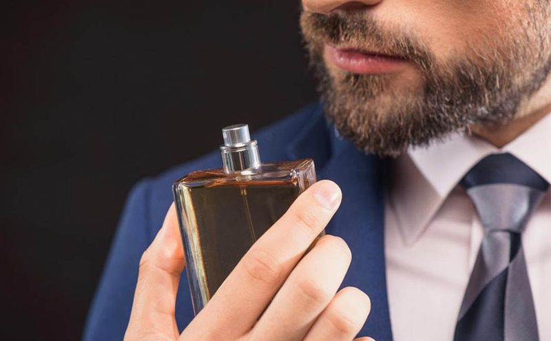 برای بهار 1403 چگونه عطر انتخاب کنیم؟