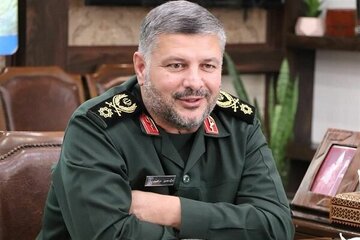 فرمانده ارشد سپاه: تا عادی شدن شرایط در استان سیستان و بلوچستان در کنار مردم هستیم / امدادرسانی ادامه خواهد داشت