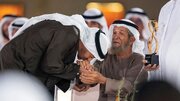 ببینید | حرکت خبرساز و تحسین‌برانگیز رئیس امارات متحده عربی در یک مراسم رسمی