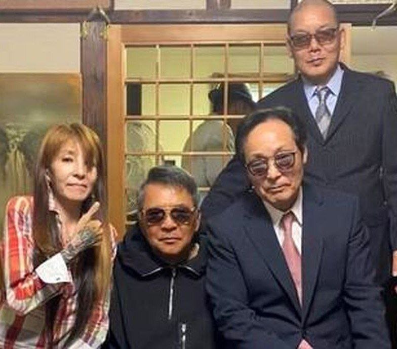 عکس | این زن، تنها زنی است که عضو مافیای ژاپن شد؛ استاد بریدن انگشت!