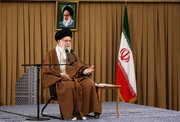 عکس | تصویری از بوسه حسن روحانی بر پیشانی رهبر انقلاب