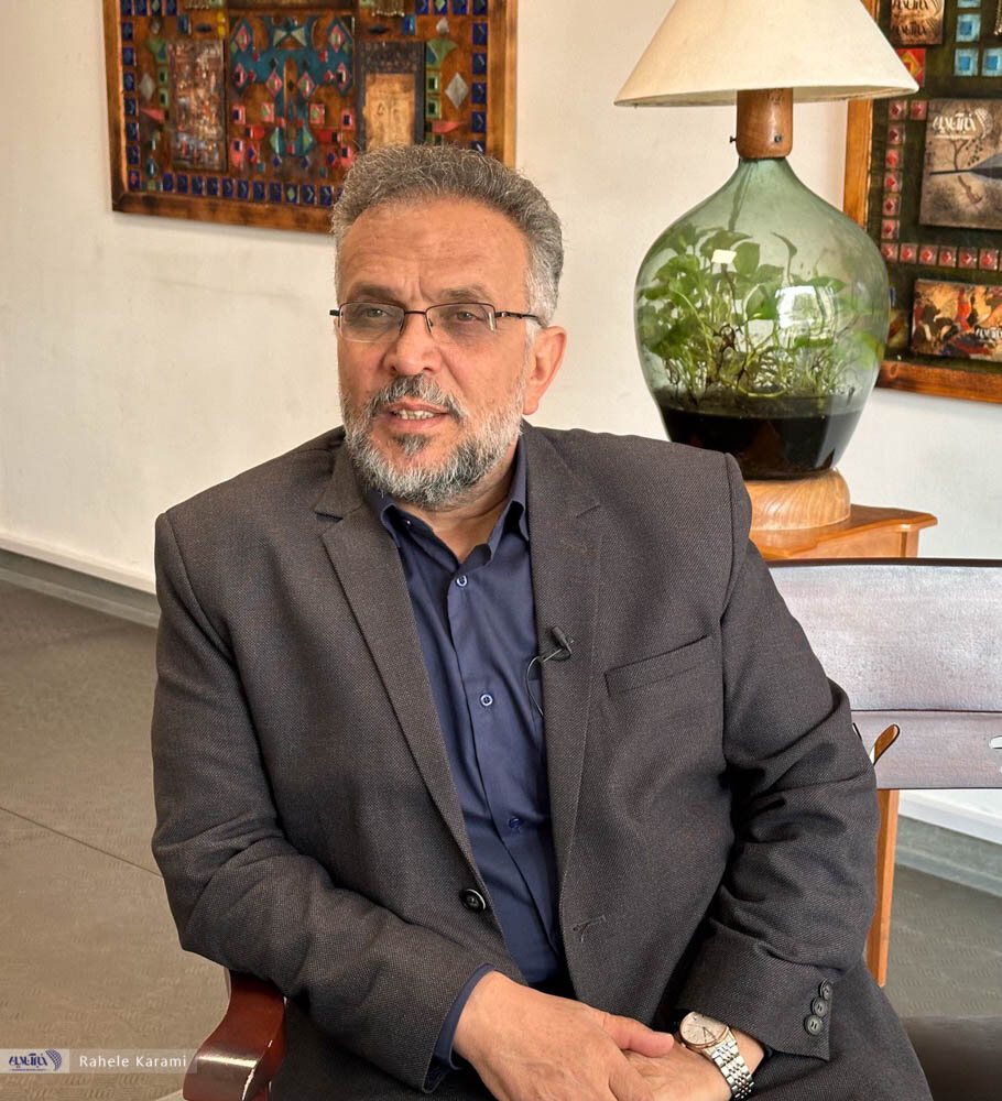 گپ و گفت با عباس زاده مشکینی؛ از وعدههای رقباش برای کسب رأی تا نفوذ ۶ نفر در تصمیمات مجلس و نمره به عملکرد ۴ ساله در پارلمان